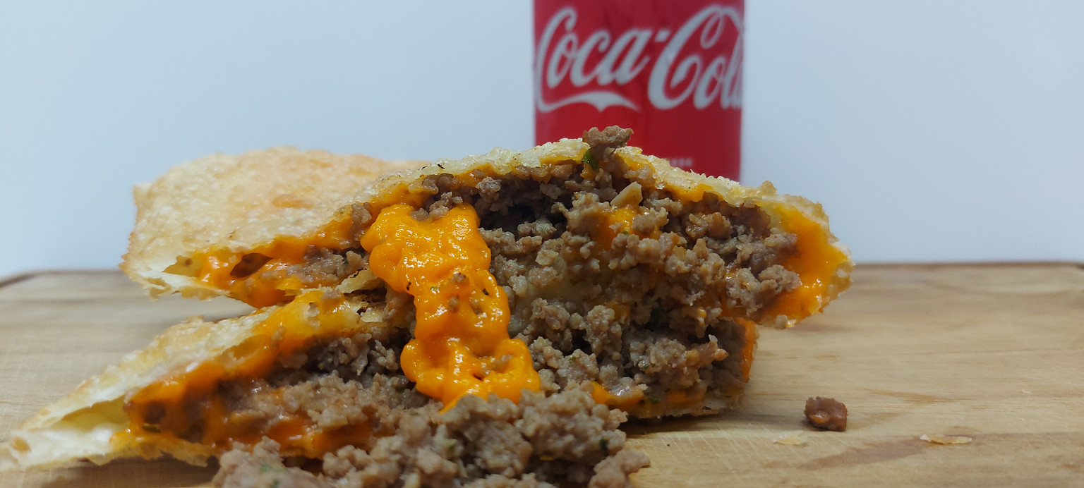 P.03 CARNE/CHEDDAR