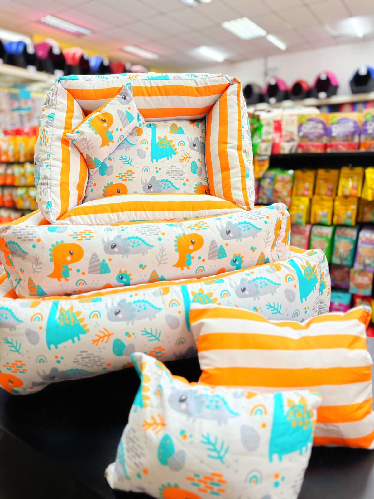 Cama Dino Fofo Azul e Laranja P 