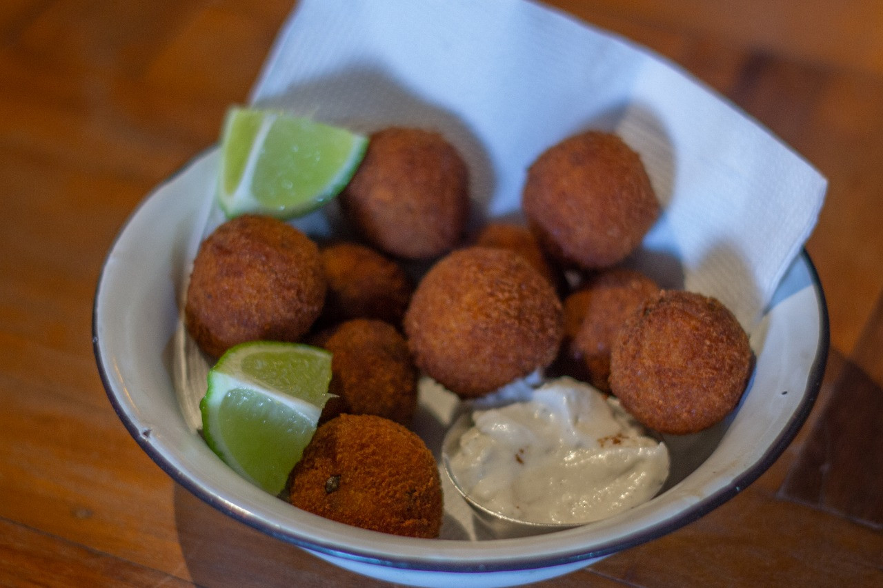 BOLINHO DE BACALHAU
