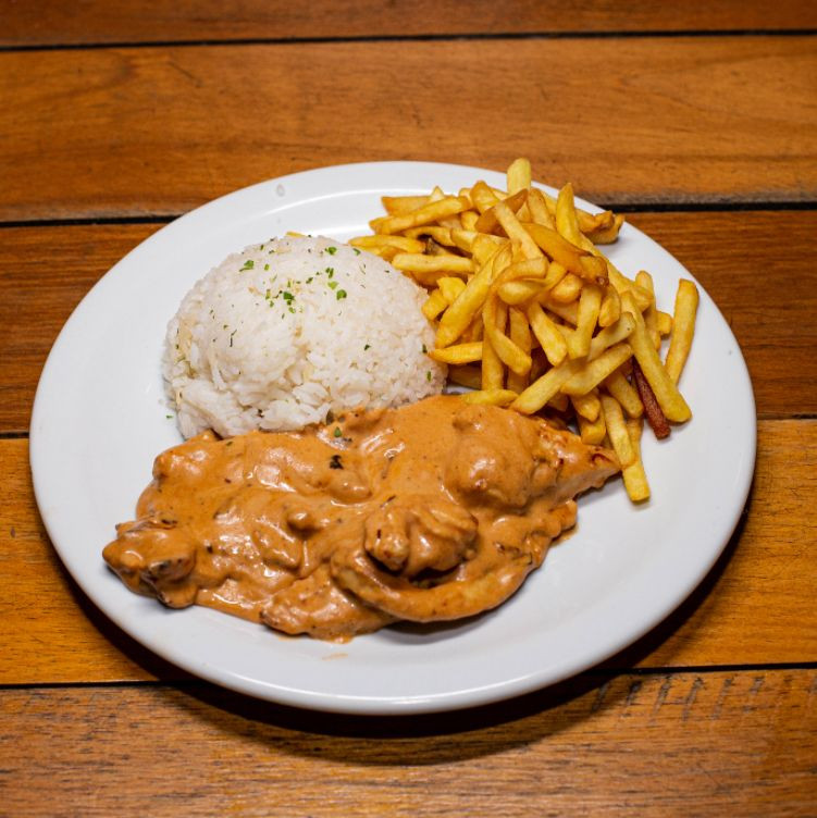 Estrogonofe de Frango