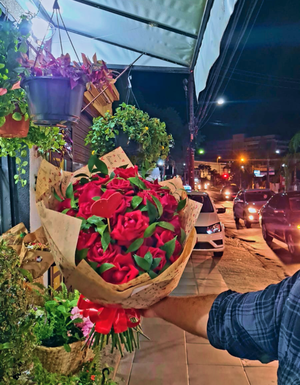 Buquê 24 Rosas Importadas