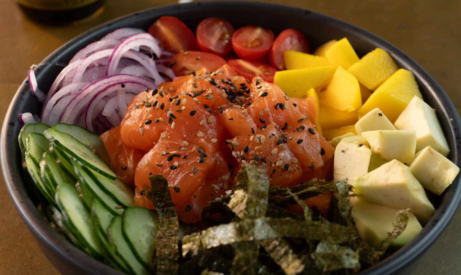POKE DE SALMÃO