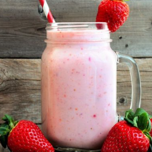 MILKSHAKE MORANGO