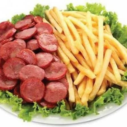 batata frita com calabresa