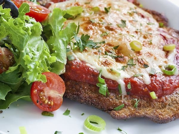 Frango à parmegiana