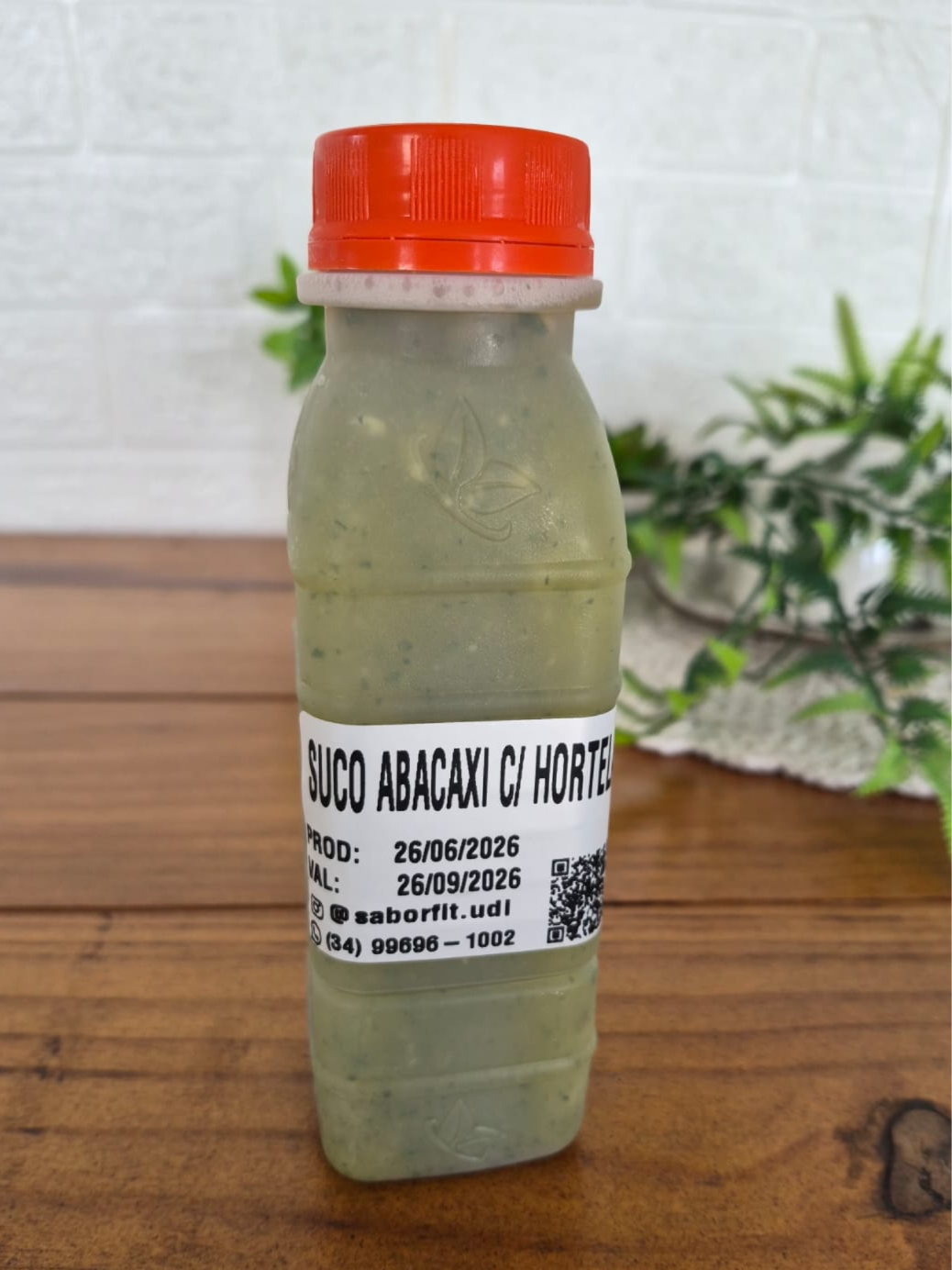 SUCO ABACAXI C/ HORTELÃ 300 Congelado.