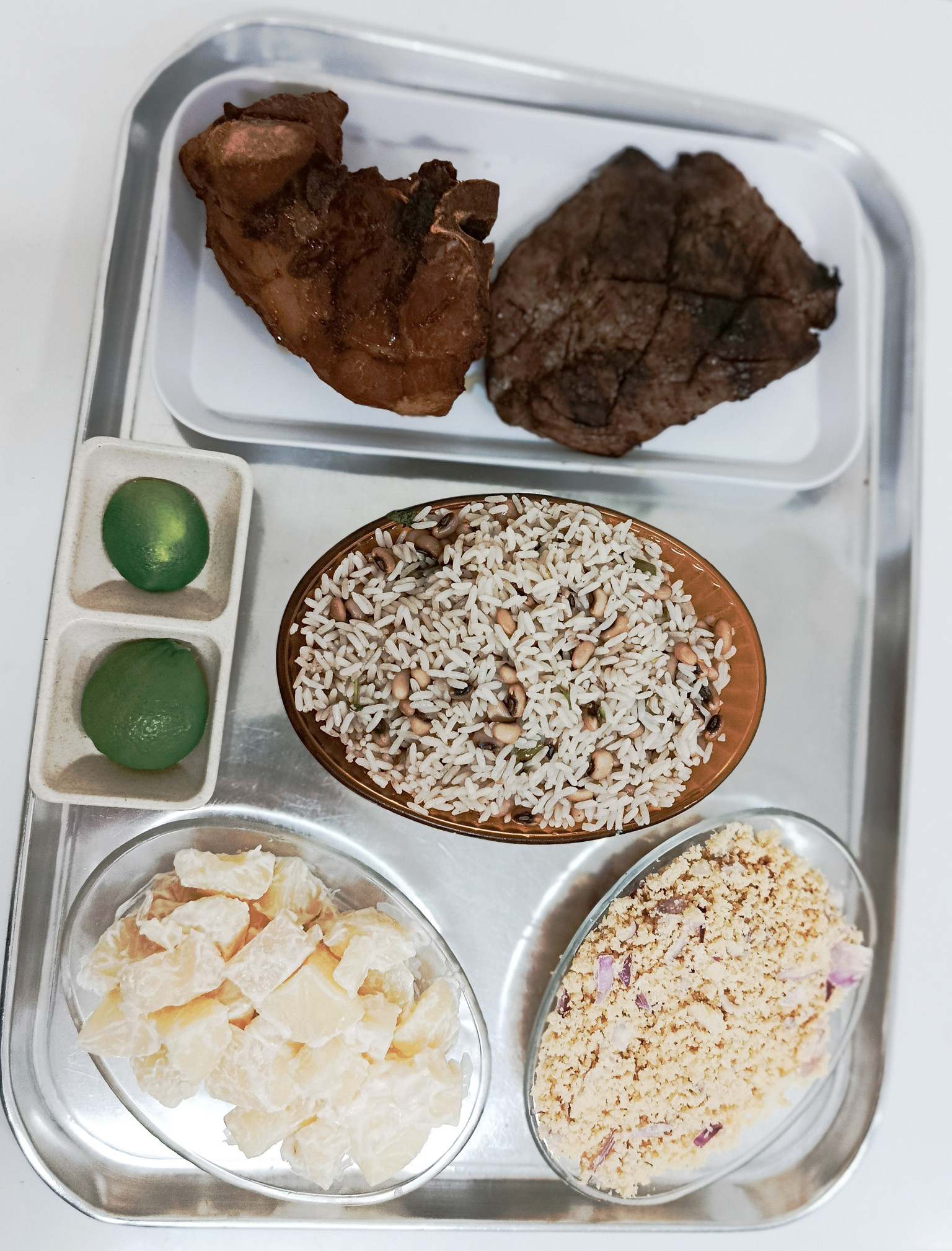 MISTO - CARNE DO SOL E LEITÃO (REFEIÇÃO PARA 2 PESSOAS) 