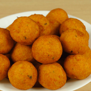 BOLINHA DE FRANGO