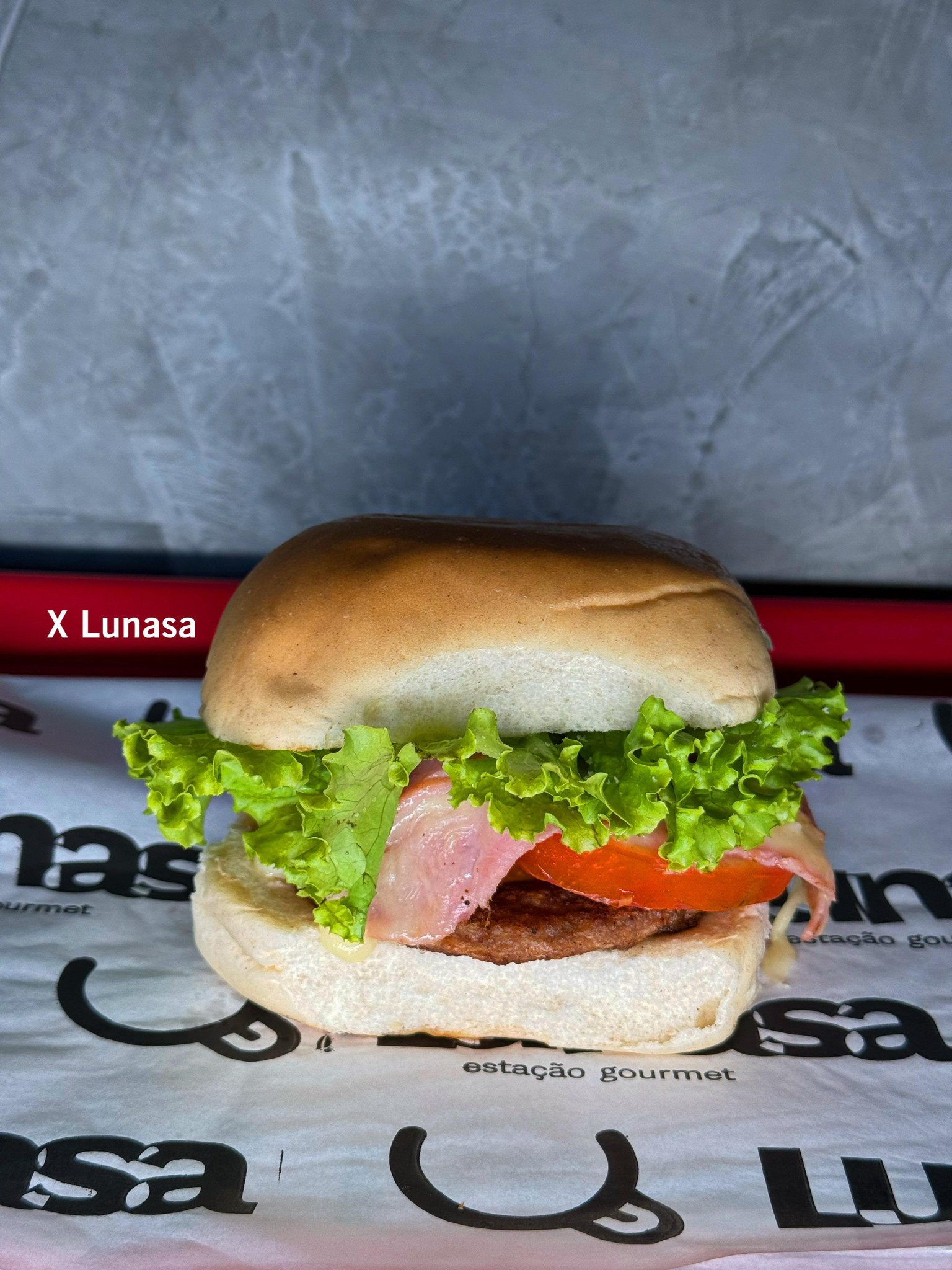 X Lunasa