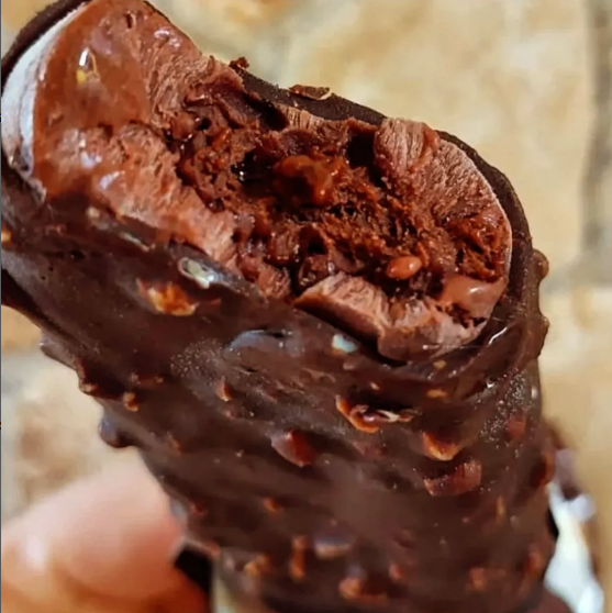 Chocolate com Cobertura Chocolate Preto