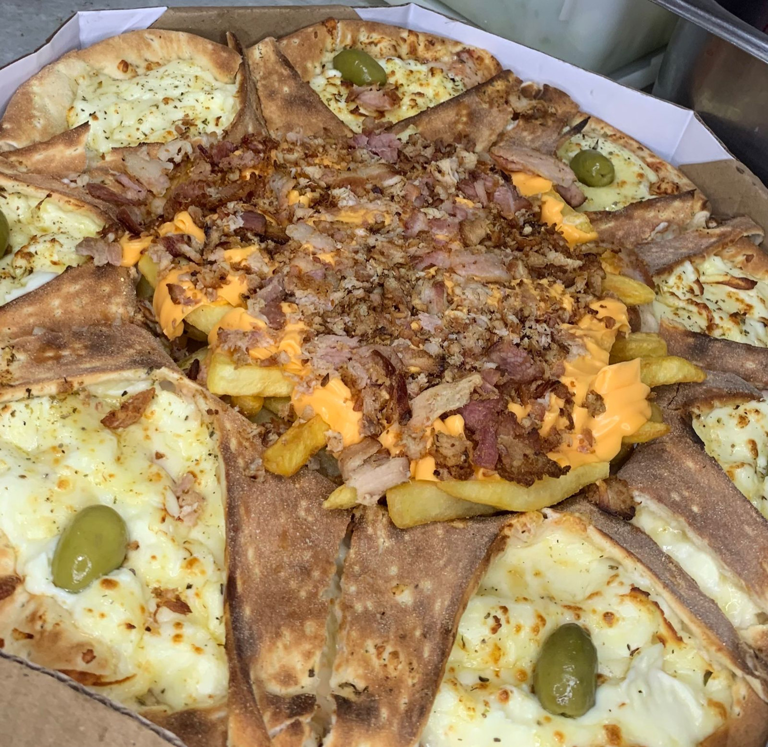 PIZZA GUIRLANDA PORTUGUESA