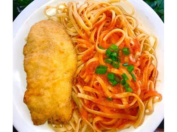 Macarronada com Frango Milanesa
