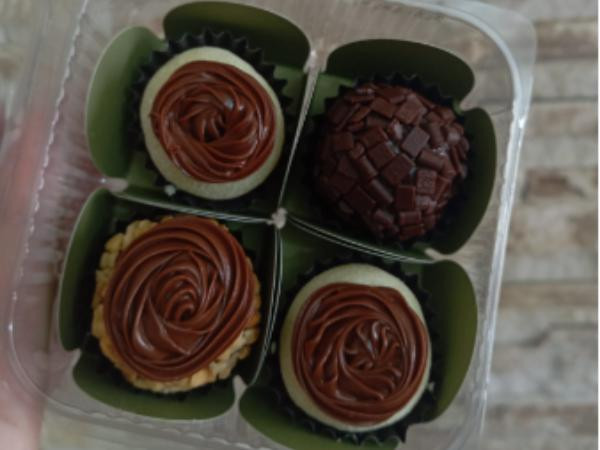 Caixinha 4 brigadeiros