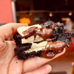 SABOR DO MÊS: BLACK DUO