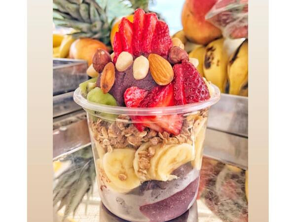 Bowl Itaguaré 350ml +frutas e complementos à sua escolha.
