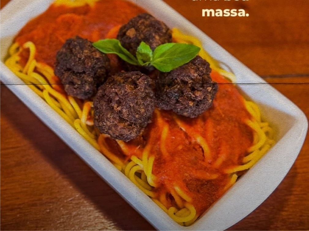  Combo Porpeta com Massa ao Sugo
