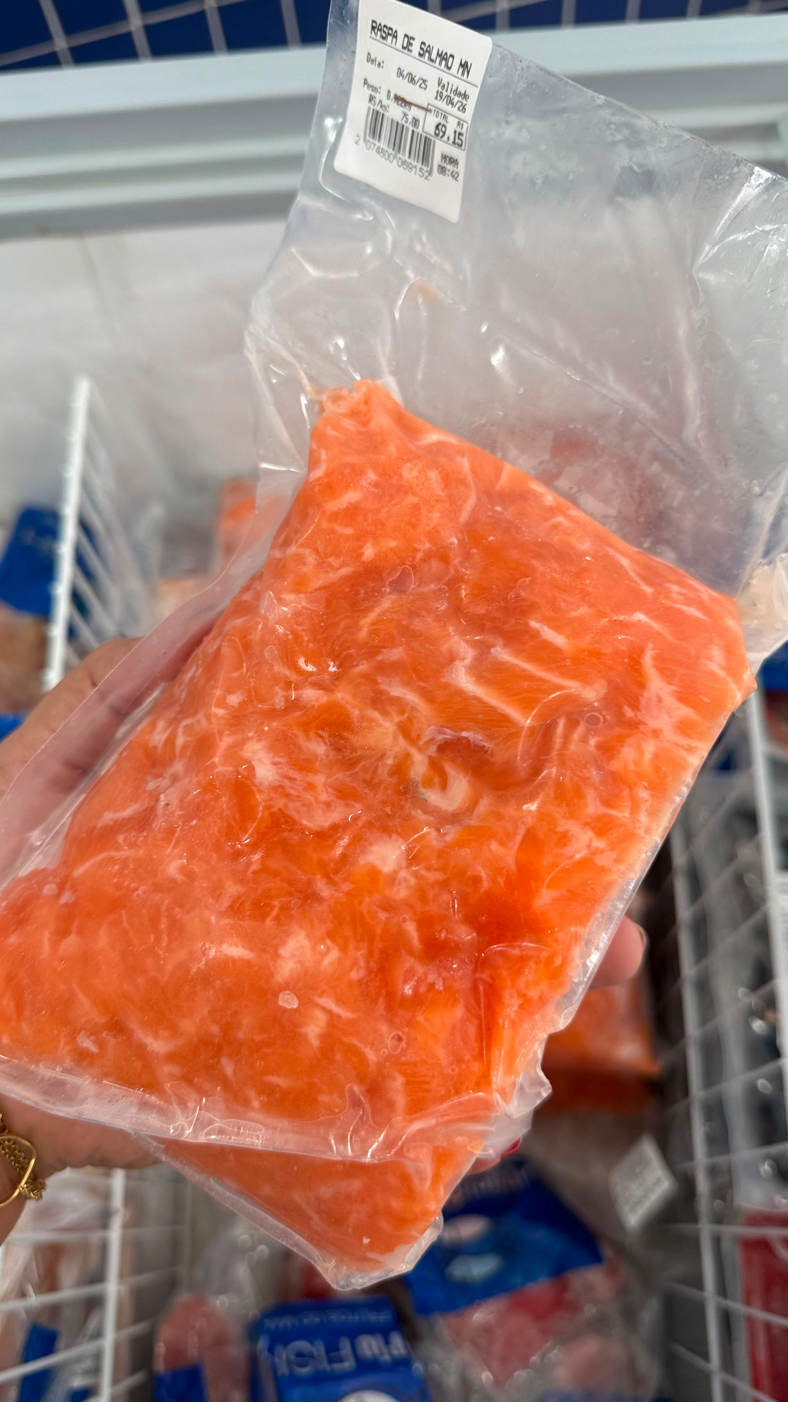 Raspas de salmão  (1kg)
