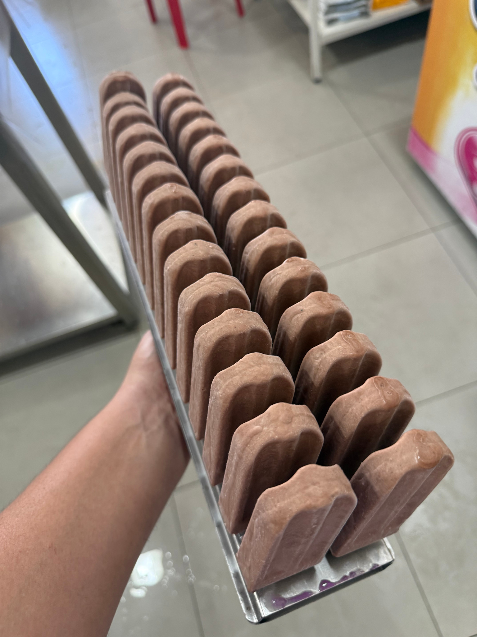 Picolé sabor chocolate