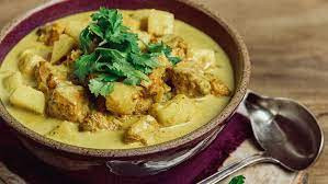 FRANGO AO CURRY