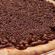 PIZZA DE BRIGADEIRO