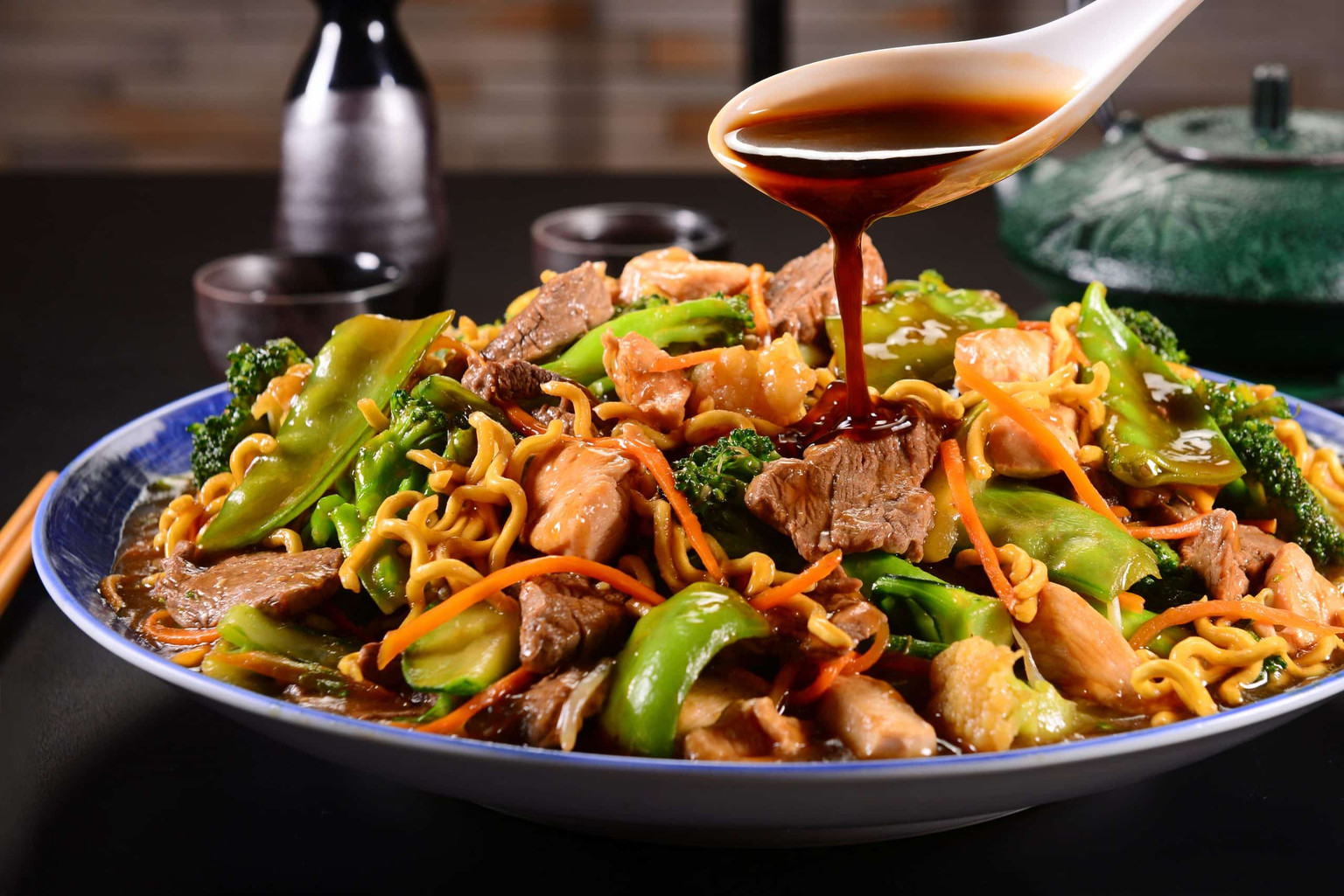 YAKISOBA CARNE