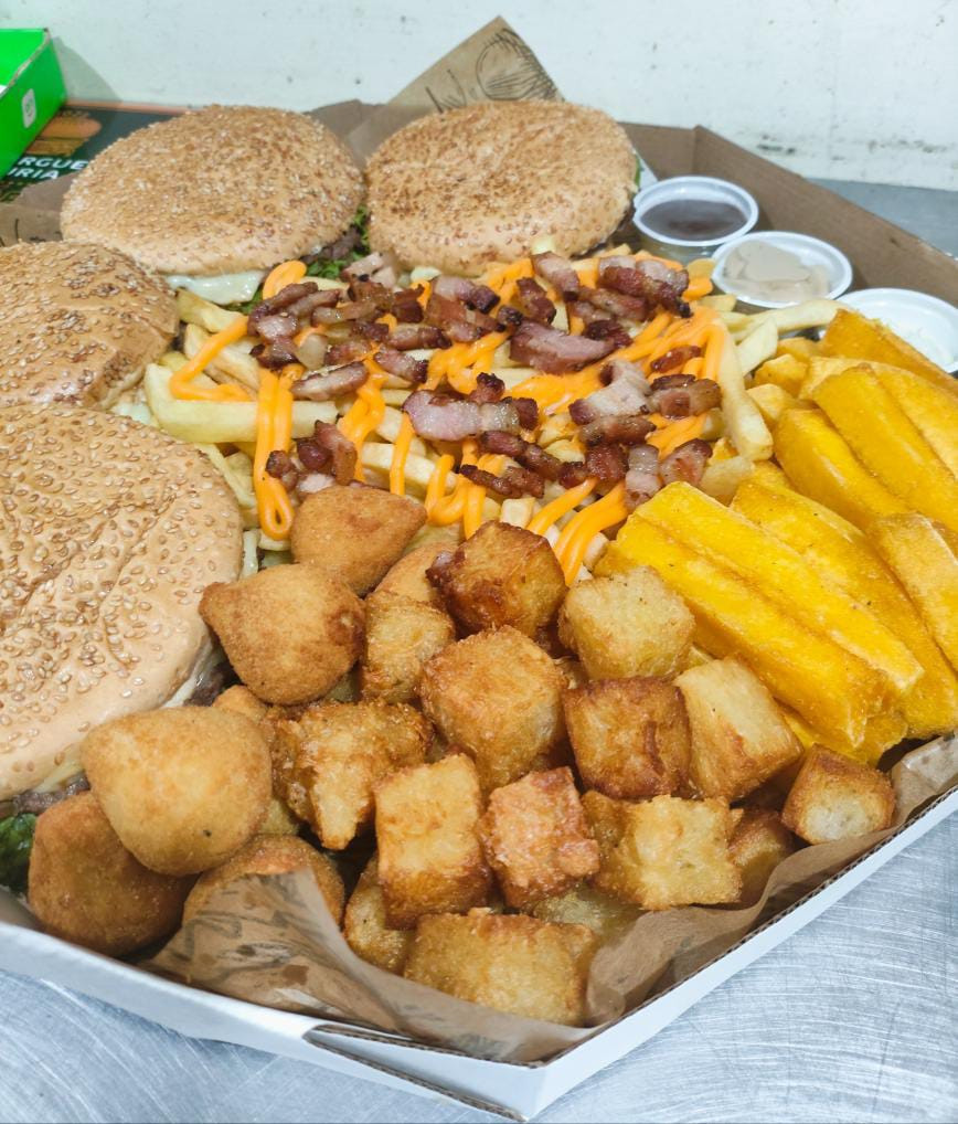 COMBO 4 HAMBÚRGUERES
