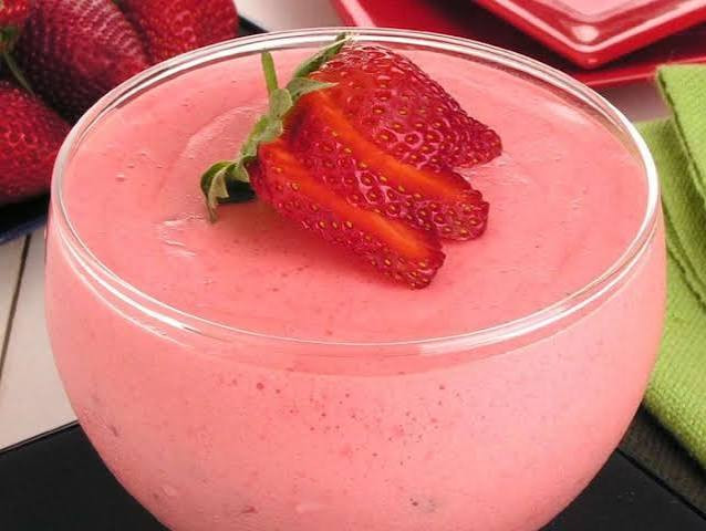 MOUSSE DE MORANGO
