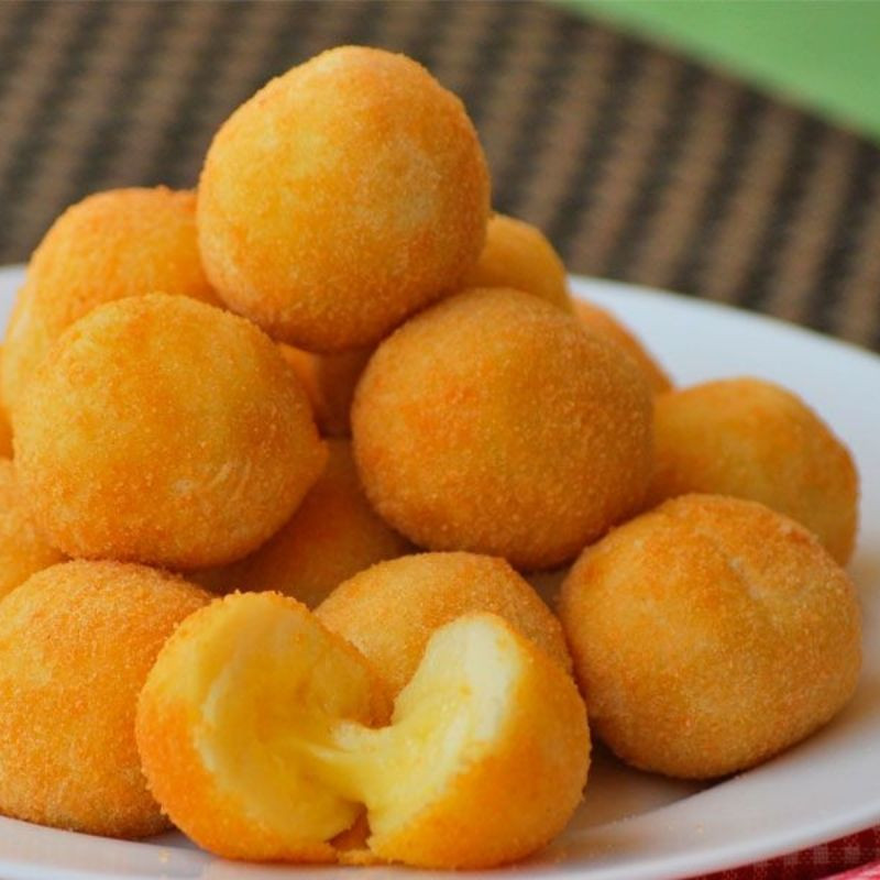 511 - Bolinha de Queijo Coquetel - 50 unds