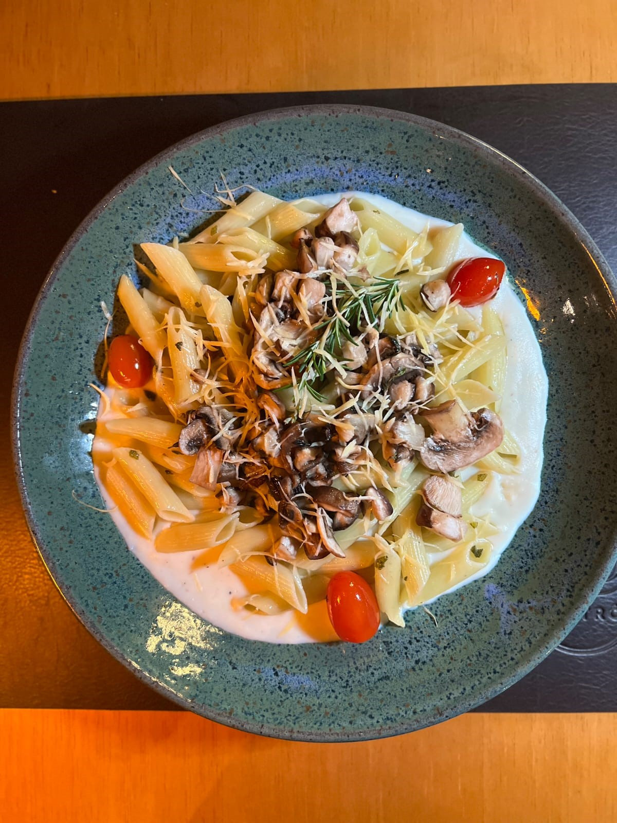 PENNE DUETO DE OUTONO
