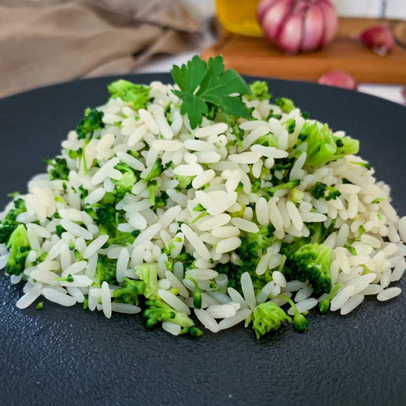 ARROZ COM BRÓCOLIS