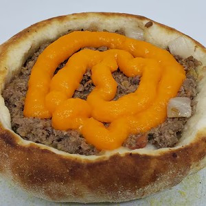 ESFIHA CARNE COM CHEDDAR