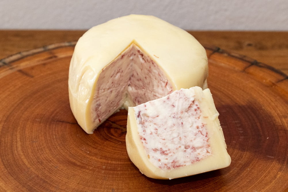 Queijo trufado com Carne Seca