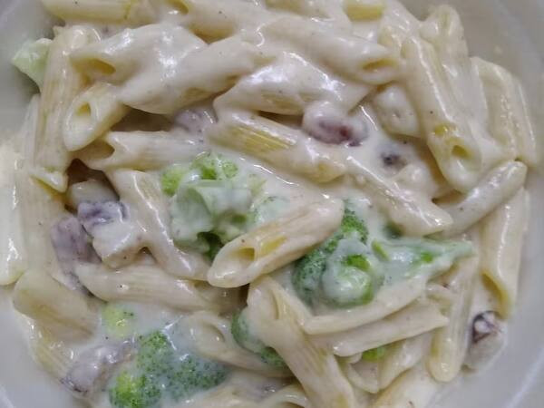 Penne ao Molho Branco 