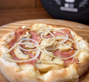 Esfiha Pizzaiolo