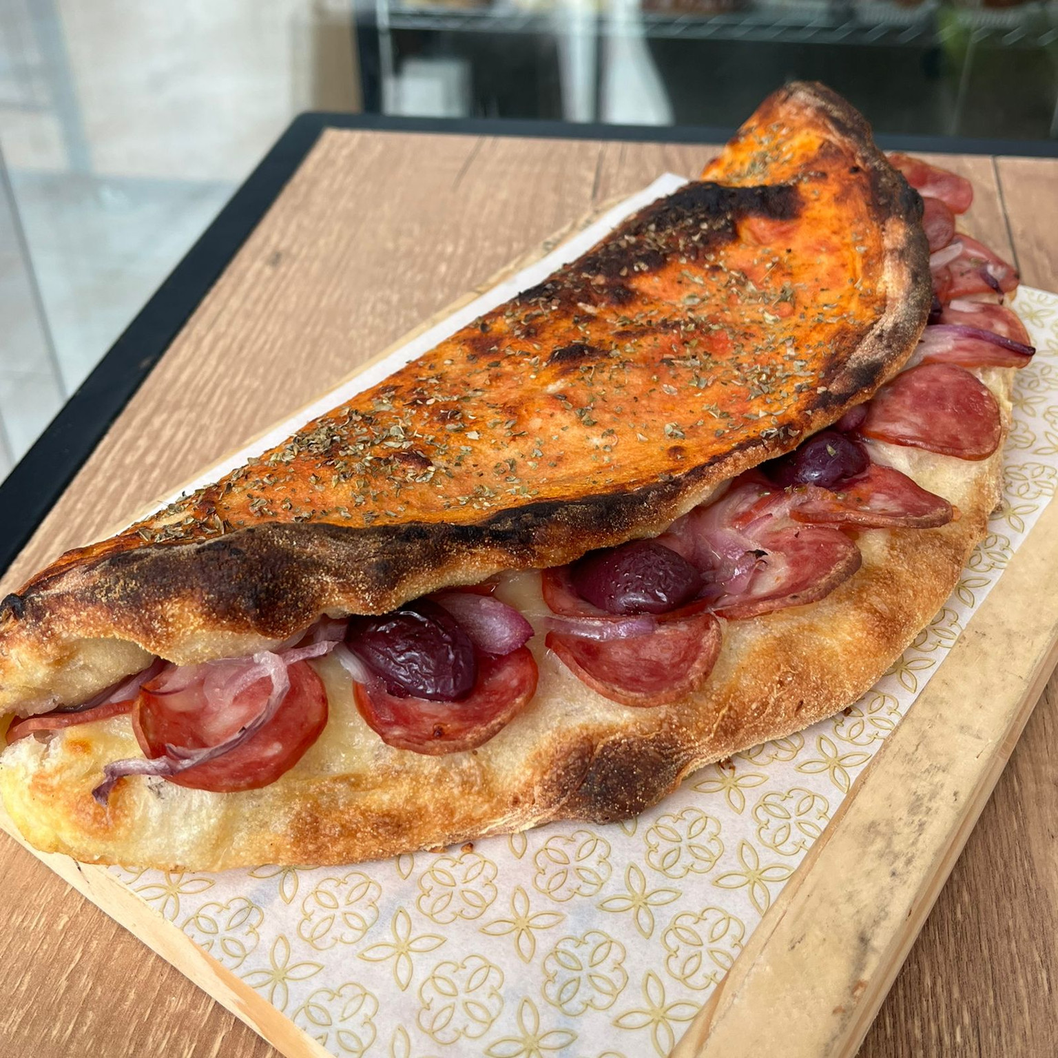 Pizza Fechada Calabresa