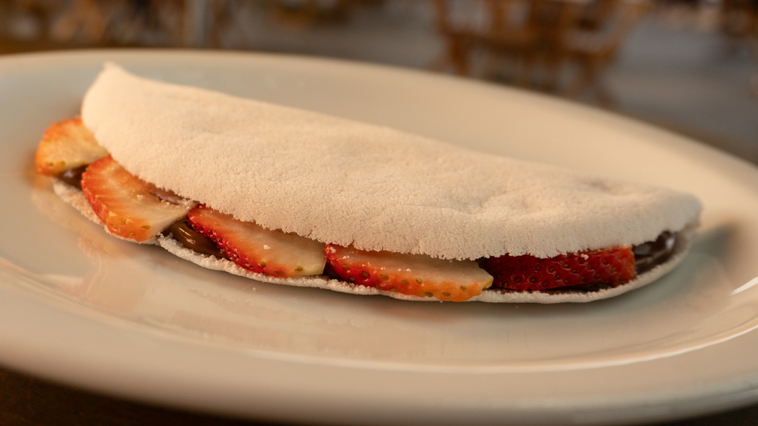 TAPIOCA DE MORANGO E NUTELLA