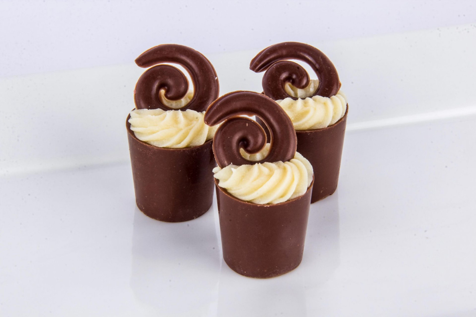 Mini Casquinha de chocolate limao 