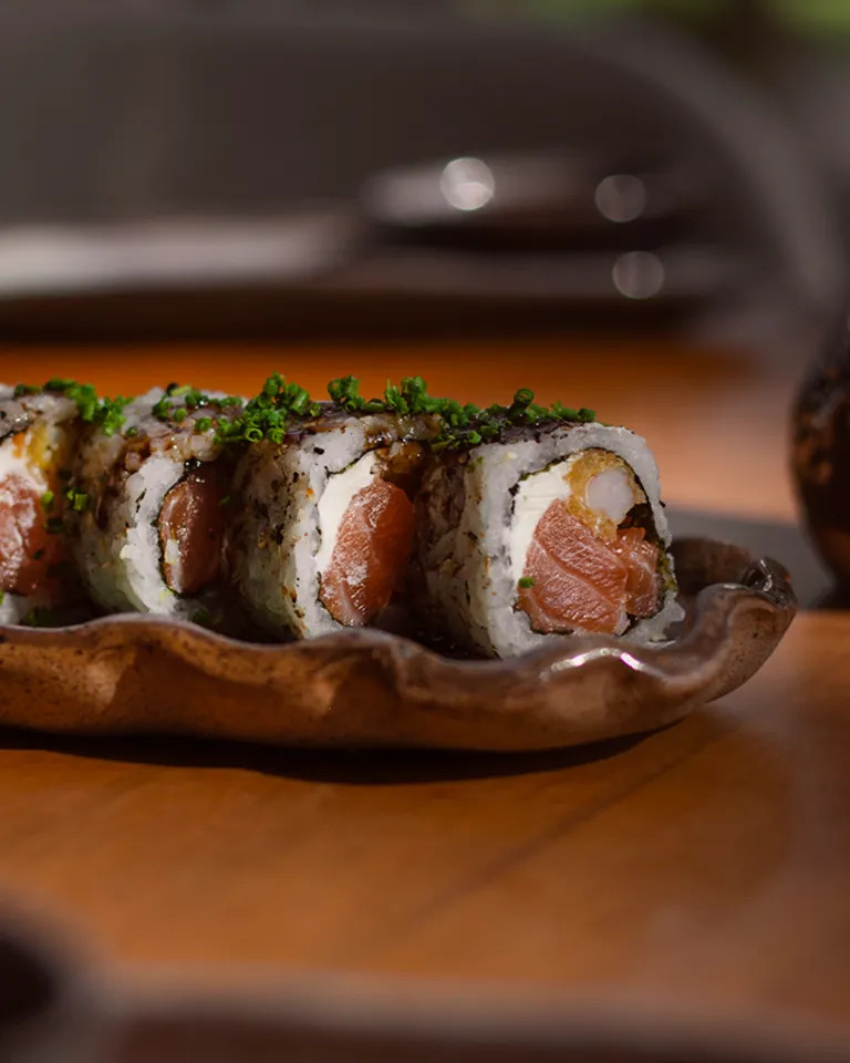 URAMAKI EBI (8 PEÇAS)