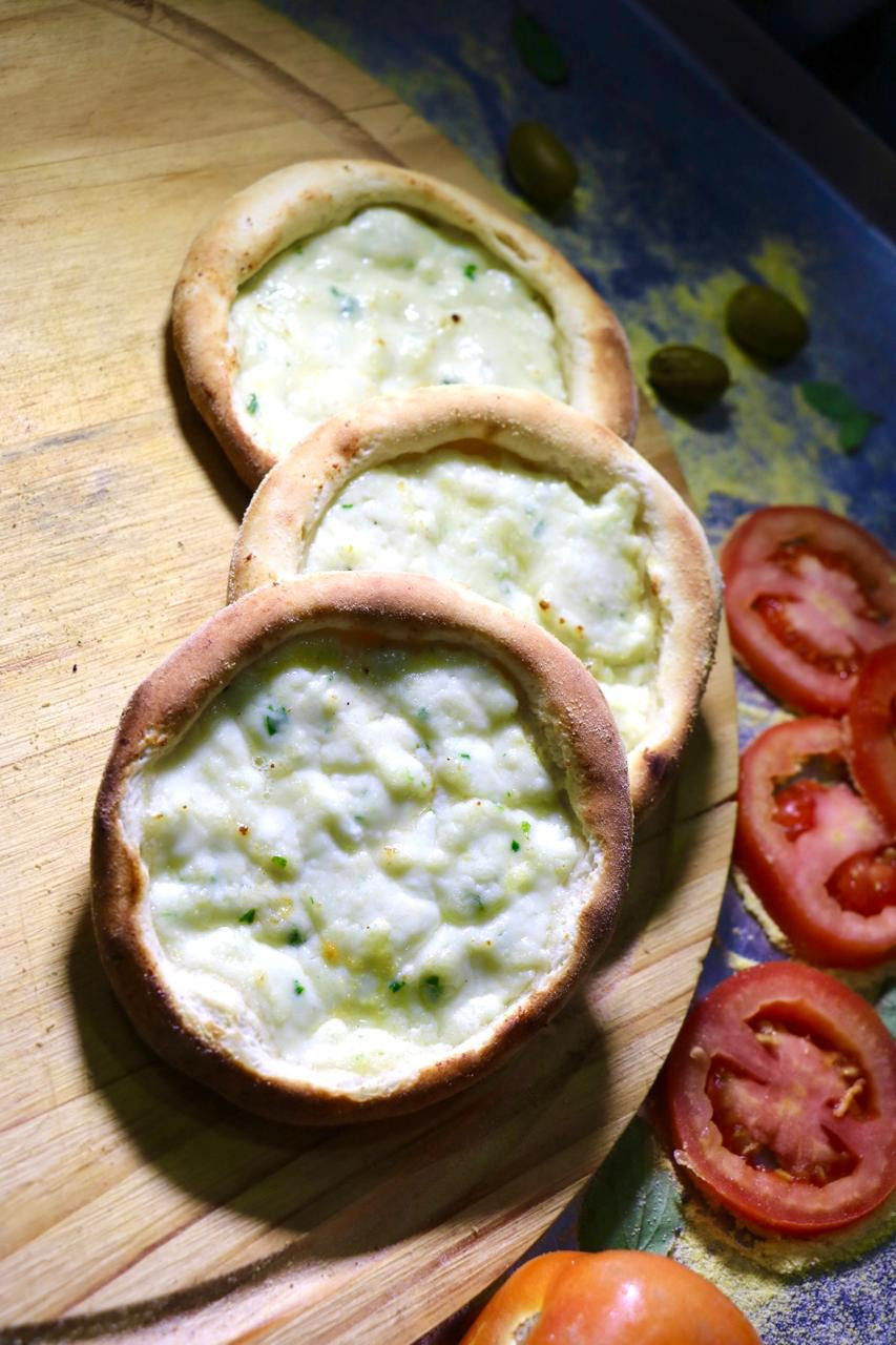 ESFIHA QUEIJO
