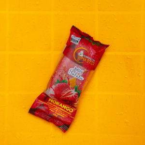 MINI PALETA MORANGO COM LEITE CONDENSADO