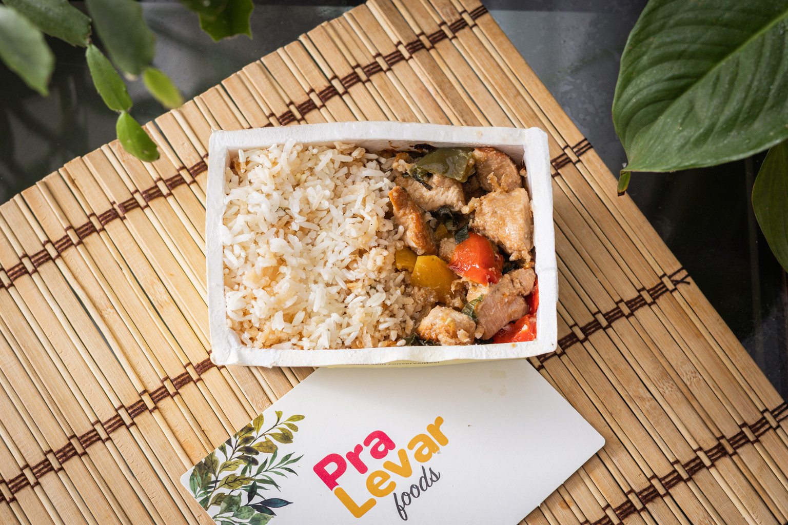 PraLevar - Frango Legumes