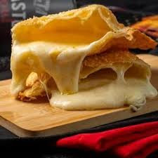 PASTEL MUSSARELA