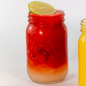SUCO MORANGO COM LIMÃO
