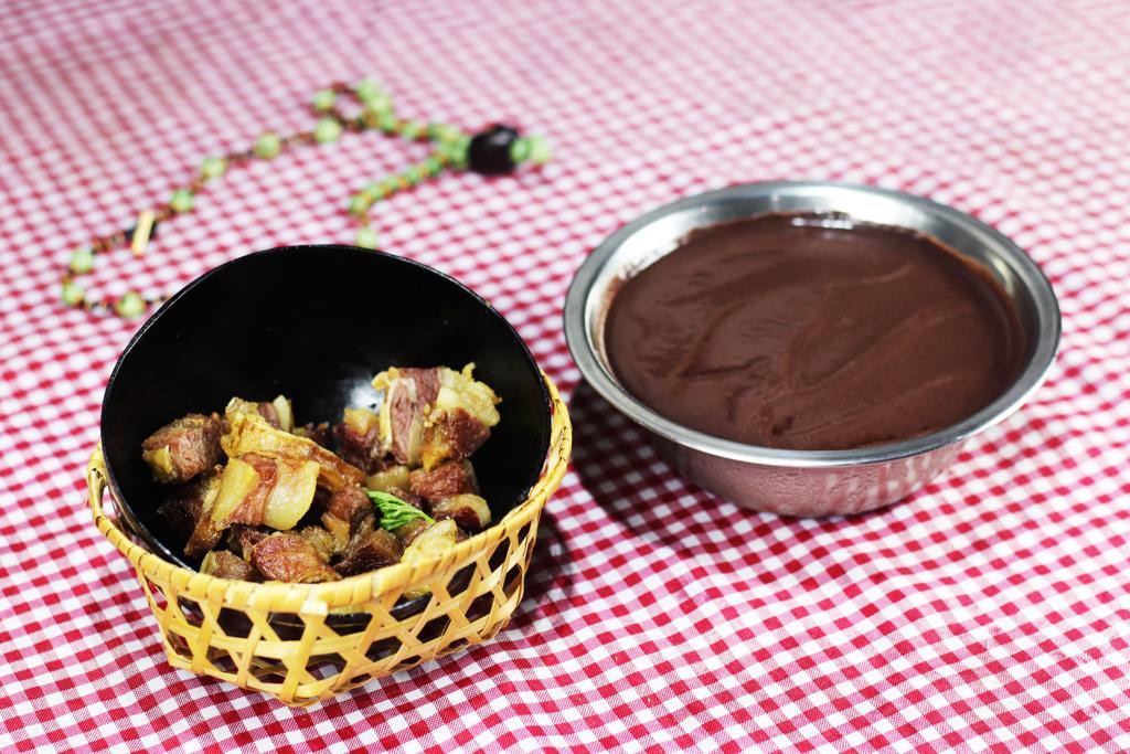 ACAI COM CHARQUE