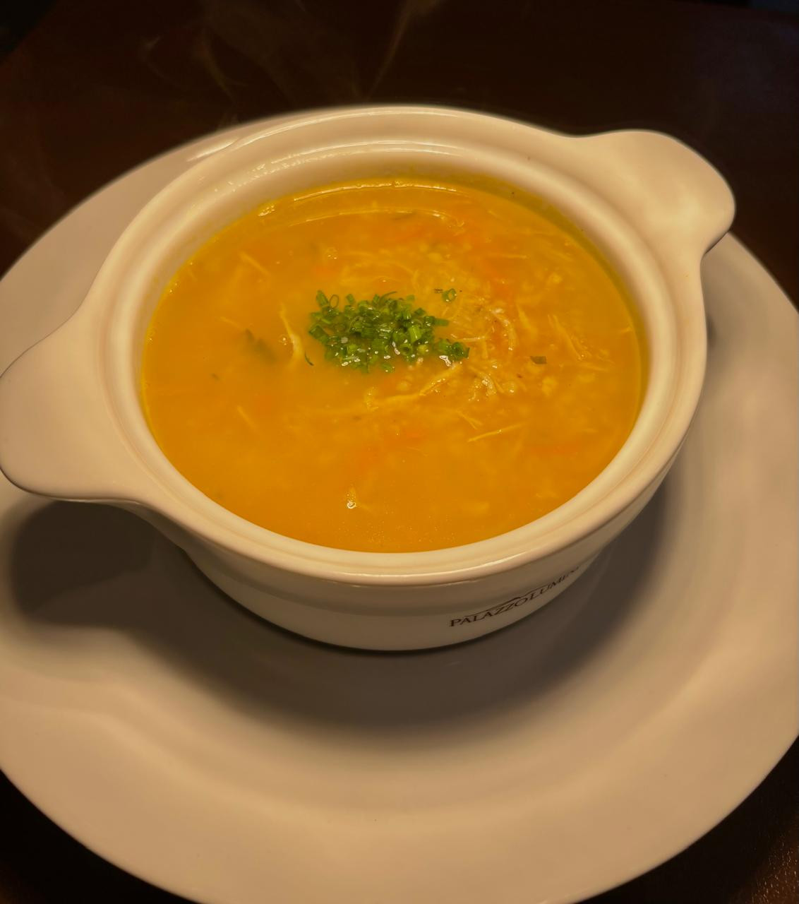 Canja de peito de frango