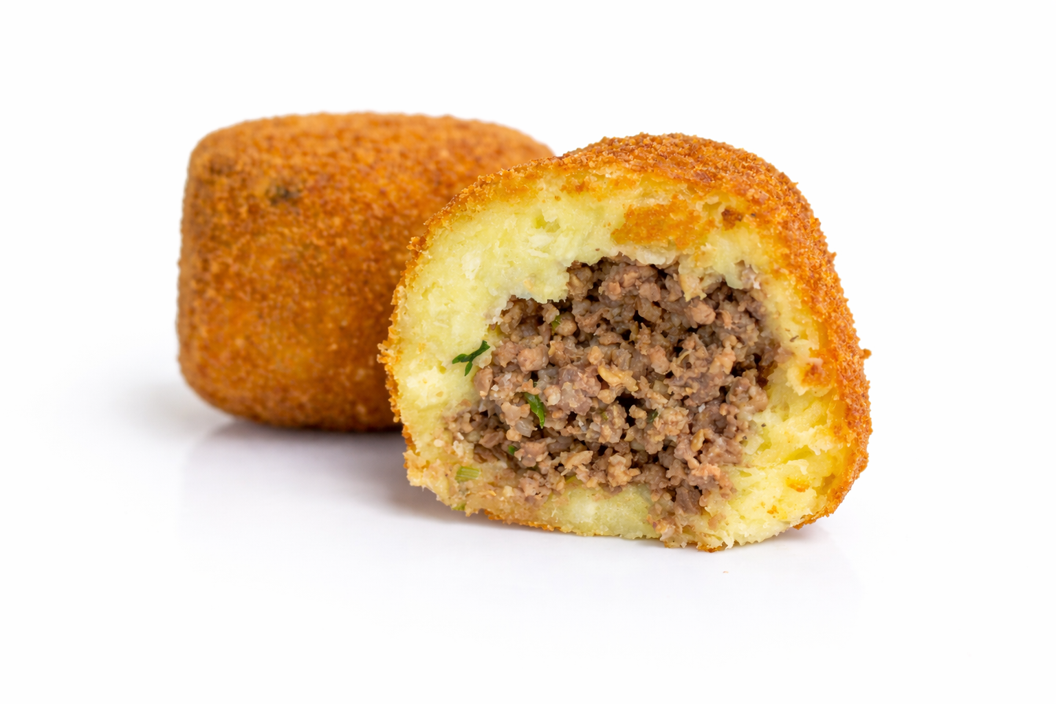 BOLINHO DE MANDIOCA COM CARNE MOIDA