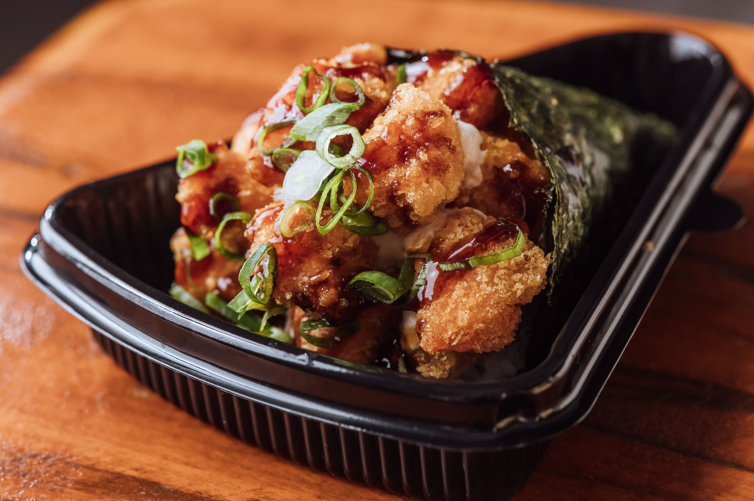 TEMAKI SALMÃO FURAI