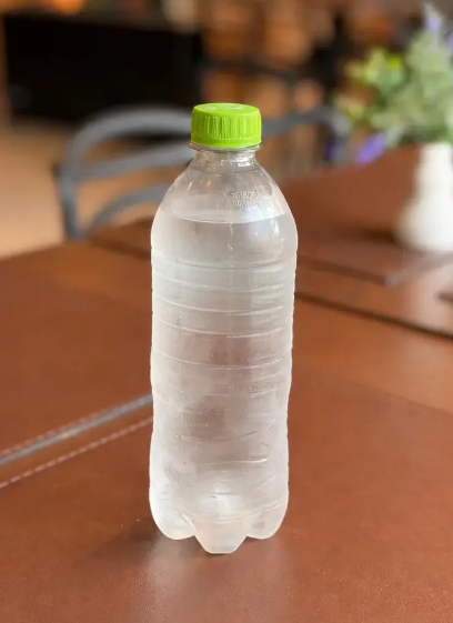 AGUA C GAS