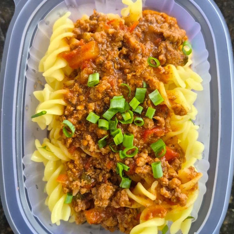 MACARRÃO Z/ GLÚTEN C/ MOLHO BOLONHESA 320 GRAMAS Congelado
