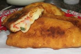 FOGAZZA - FRANGO C/ CATUPIRY